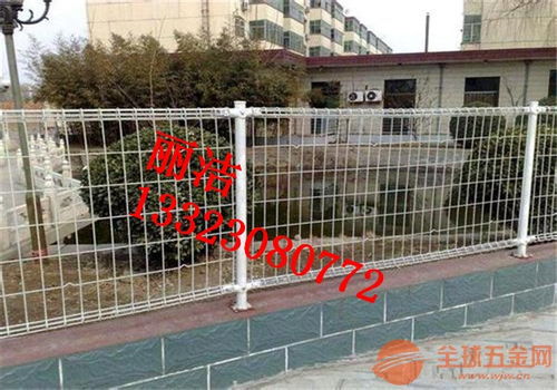 铁丝护栏网的综合介绍 用途、材质与防盗功能